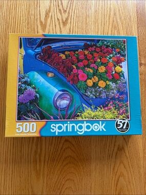 Springbok 500-Piece Colorful Car Garden Bug Puzzle